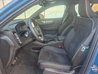 VOLVO XC40 B3 automatico Ultra Dark 6