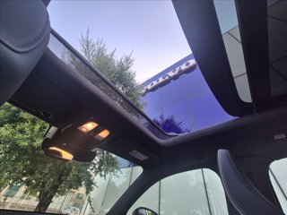 VOLVO XC40 B3 automatico Ultra Dark 7