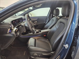 MERCEDES A 180 d Sport 6