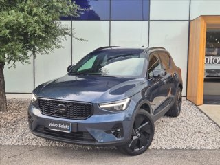 VOLVO XC40 B3 automatico Ultra Black Edition 0