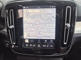 VOLVO XC40 B3 automatico Ultra Black Edition 12