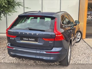VOLVO XC60 B4 (d) automatico Core 1