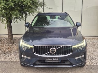 VOLVO XC60 B4 (d) automatico Core 3