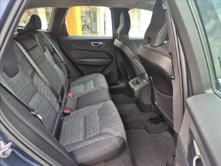 VOLVO XC60 B4 (d) automatico Core 7