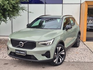 VOLVO XC40 B3 automatico Plus Dark 0