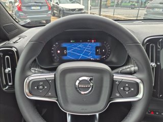 VOLVO XC40 B3 automatico Plus Dark 10