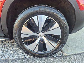 VOLVO XC40 T2 Momentum Core 6