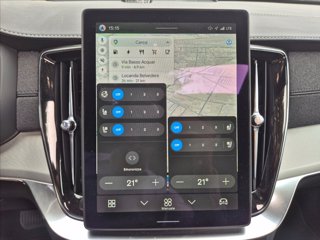 VOLVO XC90 B5 AWD automatico 7 posti Ultra Black Edition 12