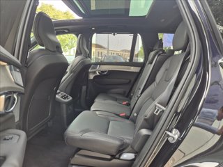 VOLVO XC90 B5 AWD automatico 7 posti Ultra Black Edition 16
