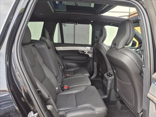 VOLVO XC90 B5 AWD automatico 7 posti Ultra Black Edition 17