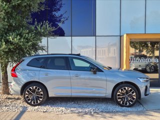 VOLVO XC60 T6 Plug-in hybrid AWD automatico Ultra Dark 4