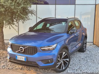 VOLVO XC40 B4 AWD Geartronic R-design 0
