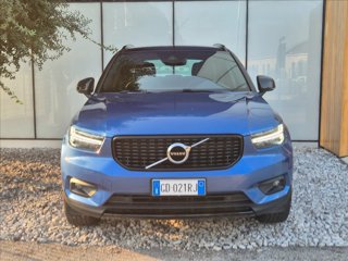 VOLVO XC40 B4 AWD Geartronic R-design 2