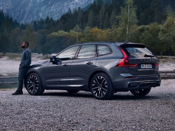 XC60 B5 AWD Mild Hybrid Core MY26 Small