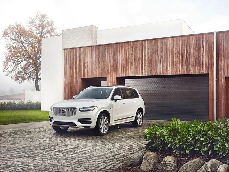 Volvo Xc90 03