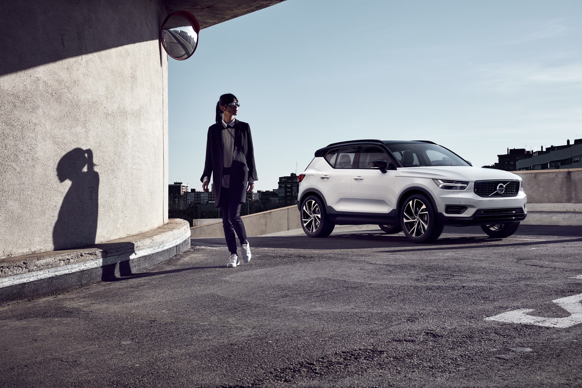 273014 Young Drivers And Volvo Cars