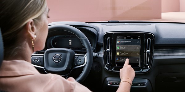 272997 Volvo XC40 Rehcharge P8 Google Infotainment System