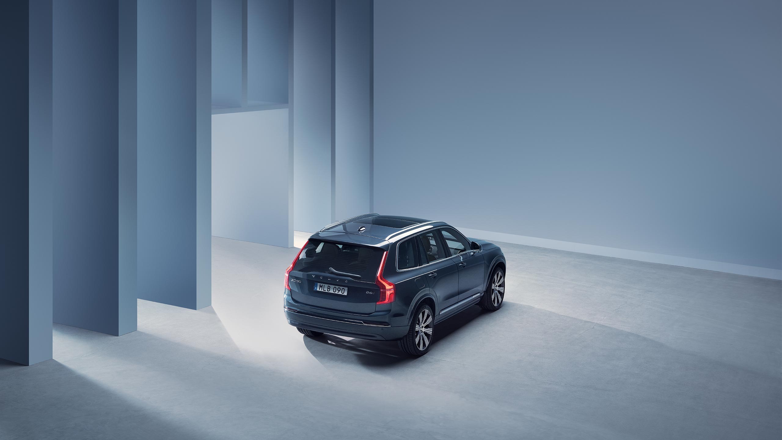 Volvo XC90 esterni 5