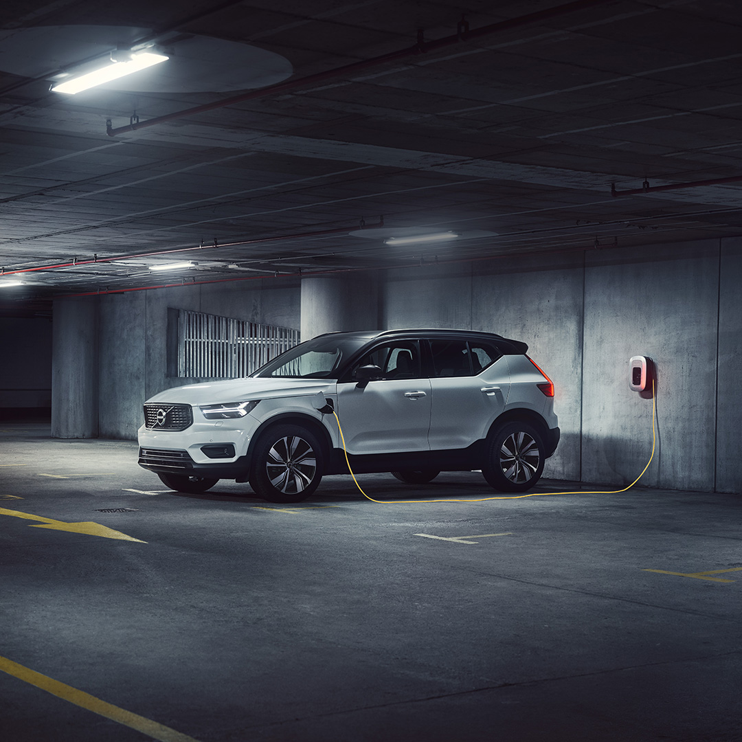 V210776 Post Quadrato XC40 Futuroelettrico NLT300 Solo Immagine