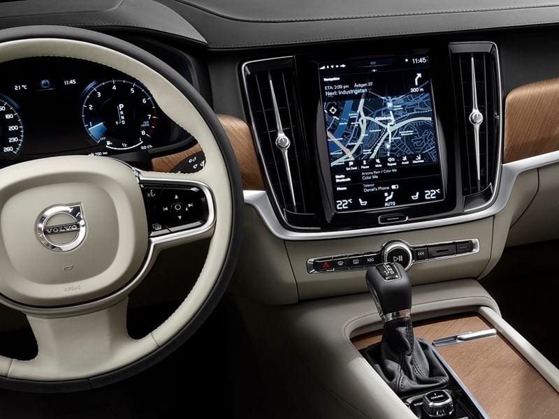 Volvo S90 03