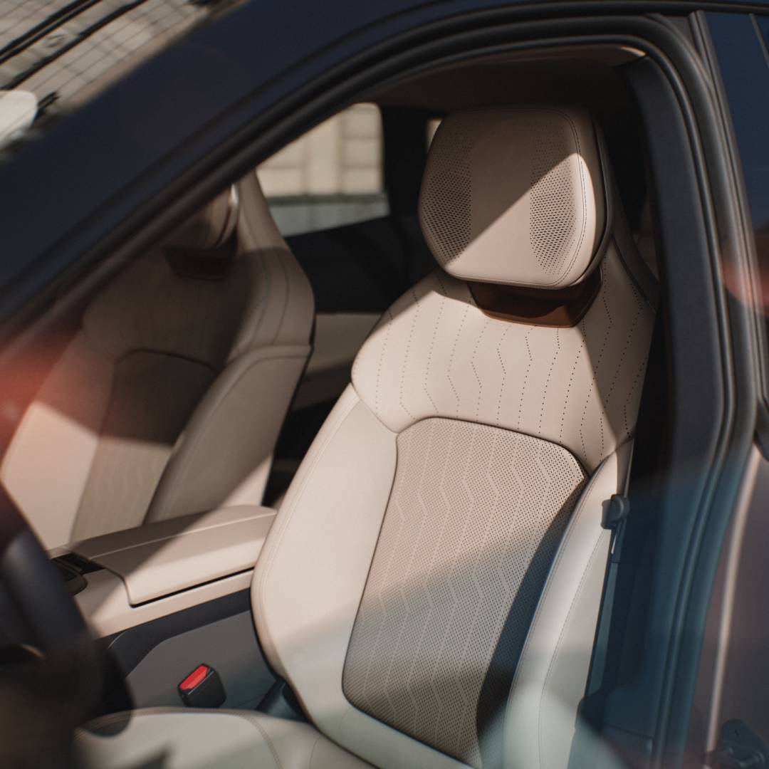 LYNKCO 08EU 79 (1)