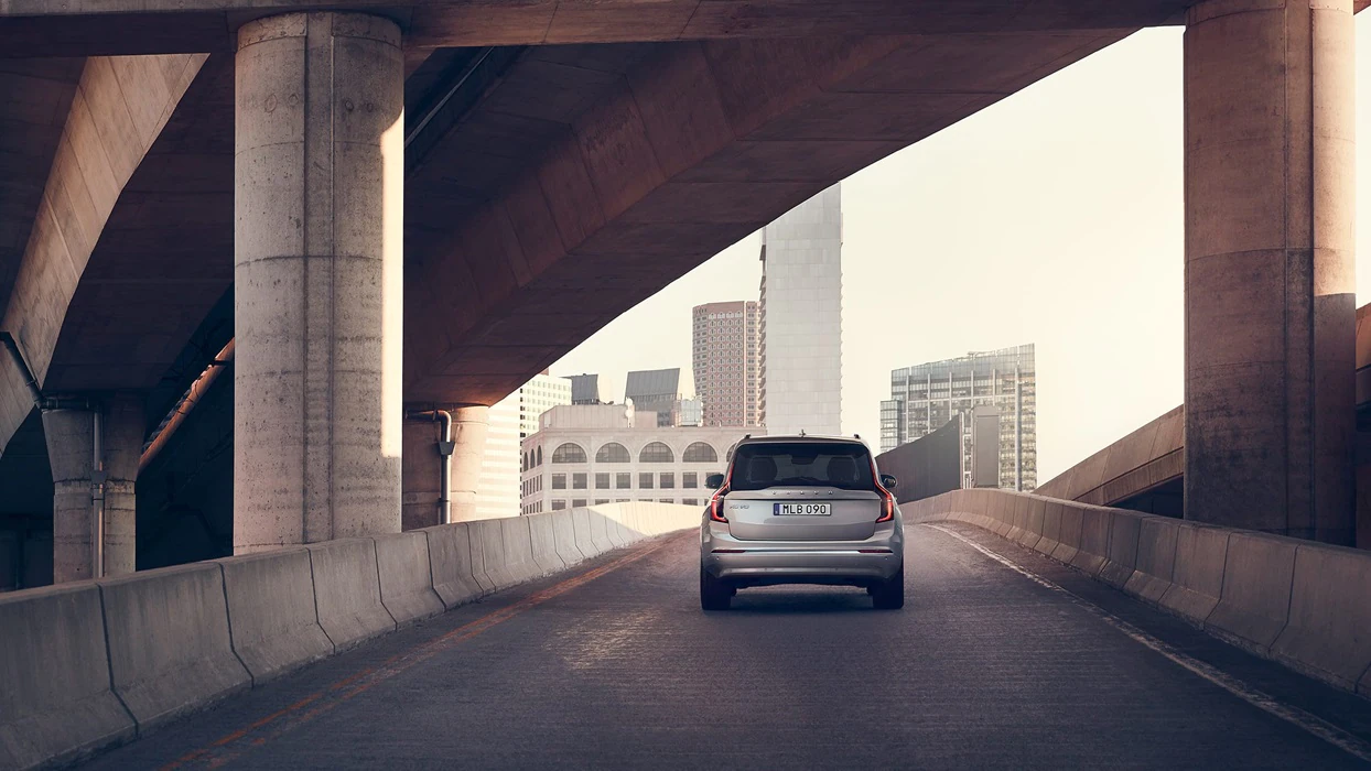 Xc90 Gallery 3 16X9