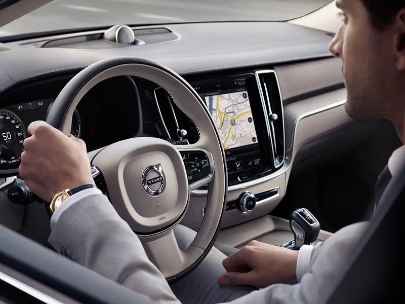 Volvo S60 02