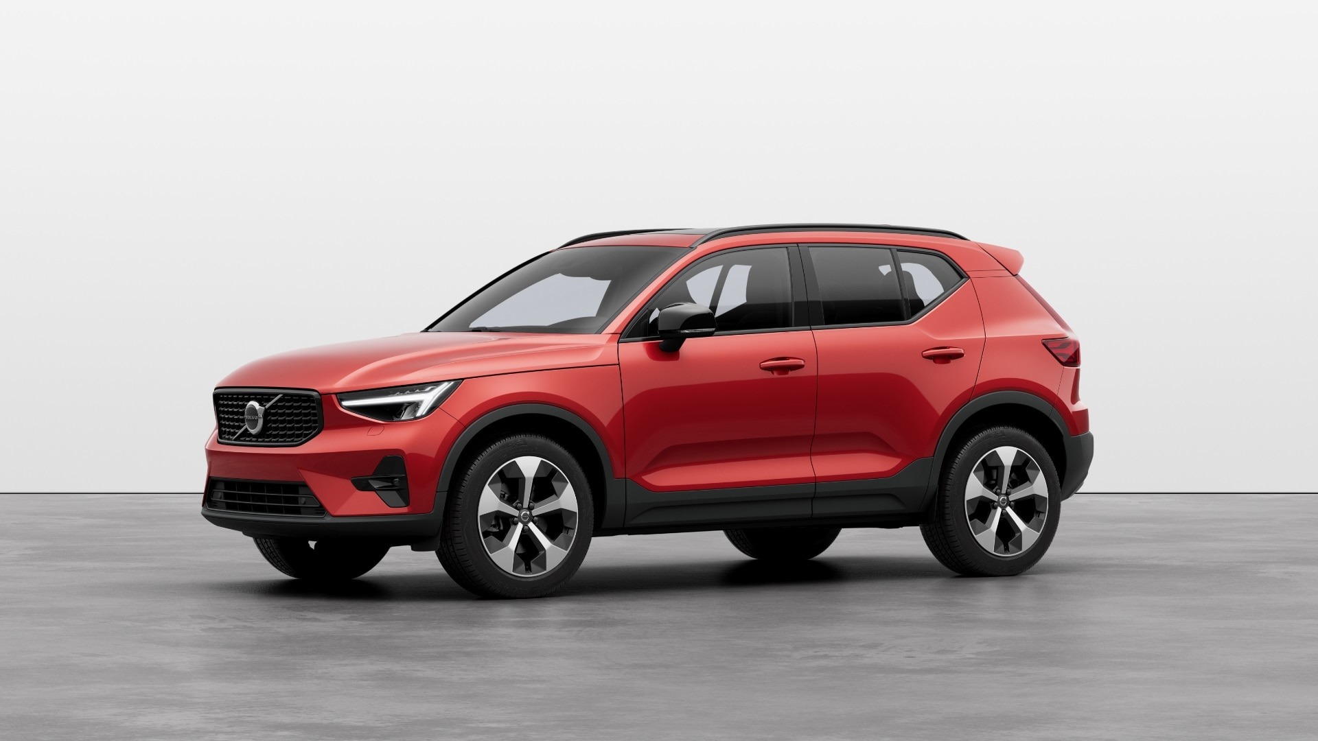 Volvo XC40 colore Fusion Red