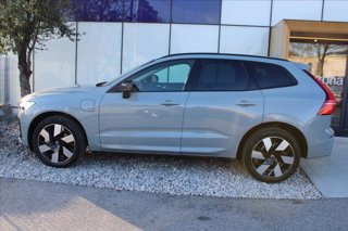 VOLVO XC60 T6 Recharge Plug-in Hybrid AWD automatico Ultimate Dark 3