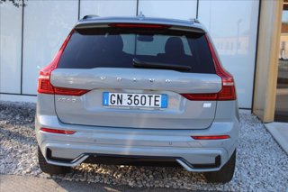 VOLVO XC60 T6 Recharge Plug-in Hybrid AWD automatico Ultimate Dark 4